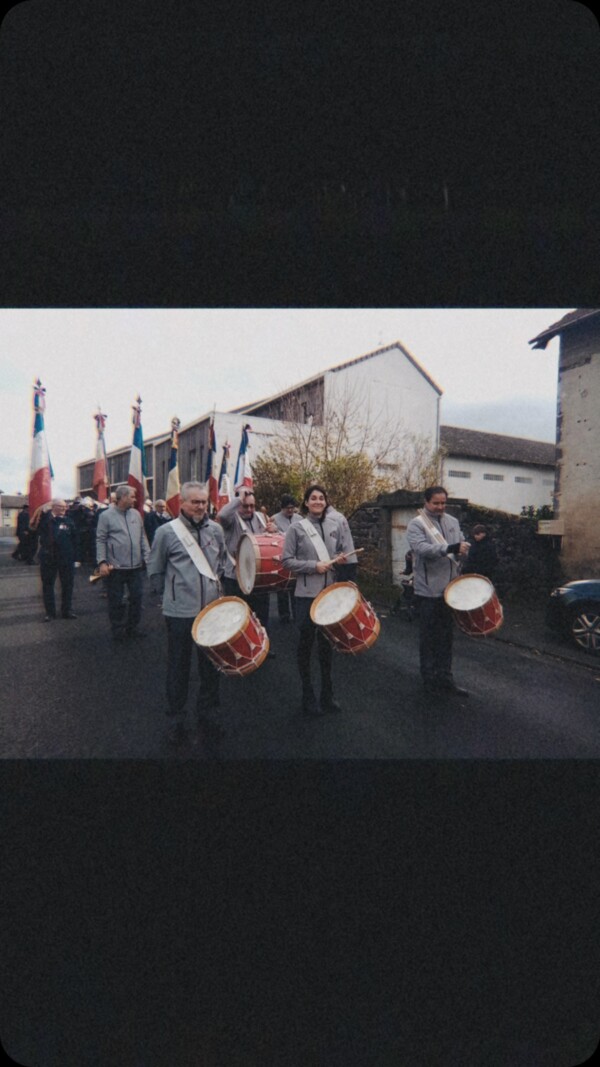 Sainte Barbe du secteur à Saint-Ours les roches : petit effectif de musiciens aux cérémonies saintebarbe ceremoniesaintebarbe batteriefanfare